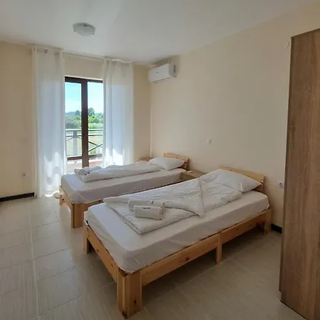 Spacious 3bd Flat With Parking And Sea View By Flat Mаnаger 公寓 切尔诺莫雷茨