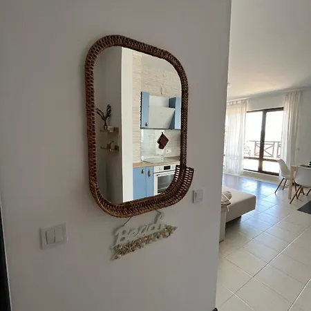 Spacious 3bd Flat With Parking And Sea View By Flat Mаnаger * 切尔诺莫雷茨