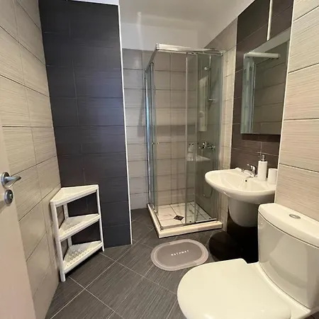 公寓 Spacious 3bd Flat With Parking And Sea View By Flat Mаnаger *