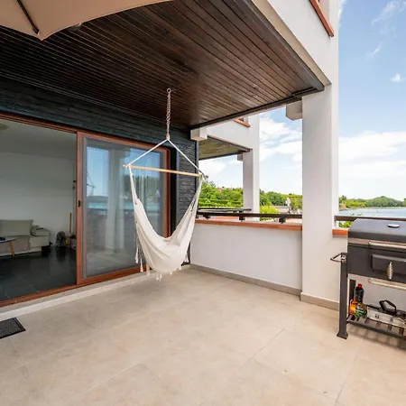 Spacious 3bd Flat With Parking And Sea View By Flat Mаnаger 公寓 切尔诺莫雷茨