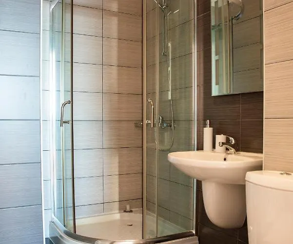 Spacious 3bd Flat With Parking And Sea View By Flat Mаnаger *