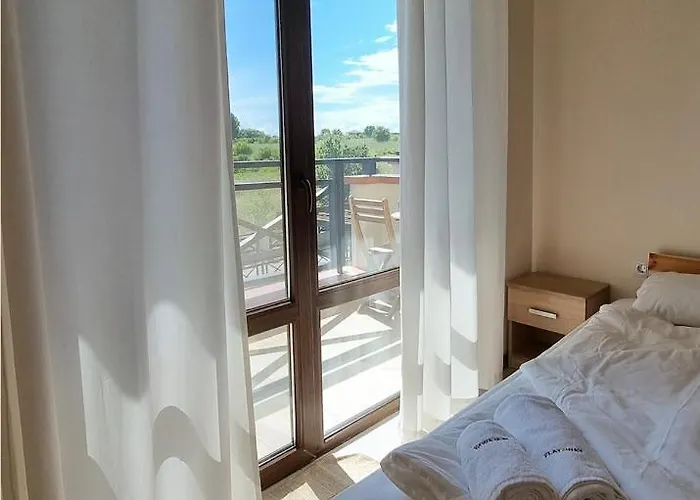 Spacious 3bd Flat With Parking And Sea View By Flat Mаnаger * Tschernomorez