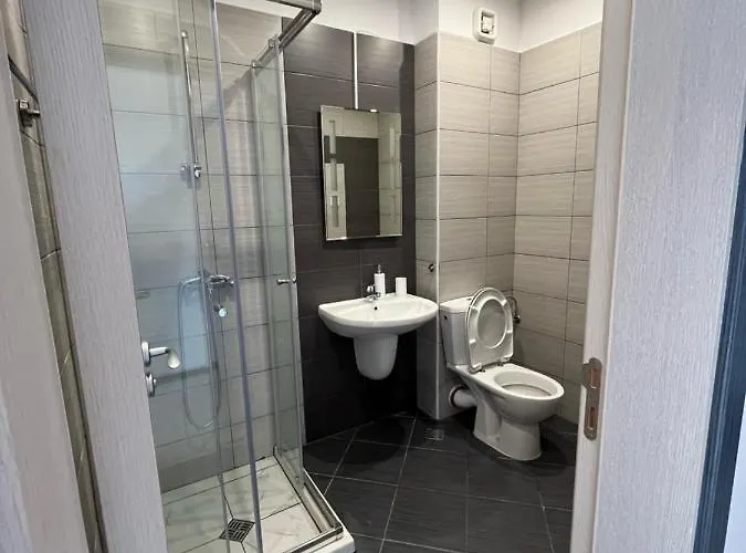 Apartment Spacious 3bd Flat With Parking And Sea View By Flat Mаnаger